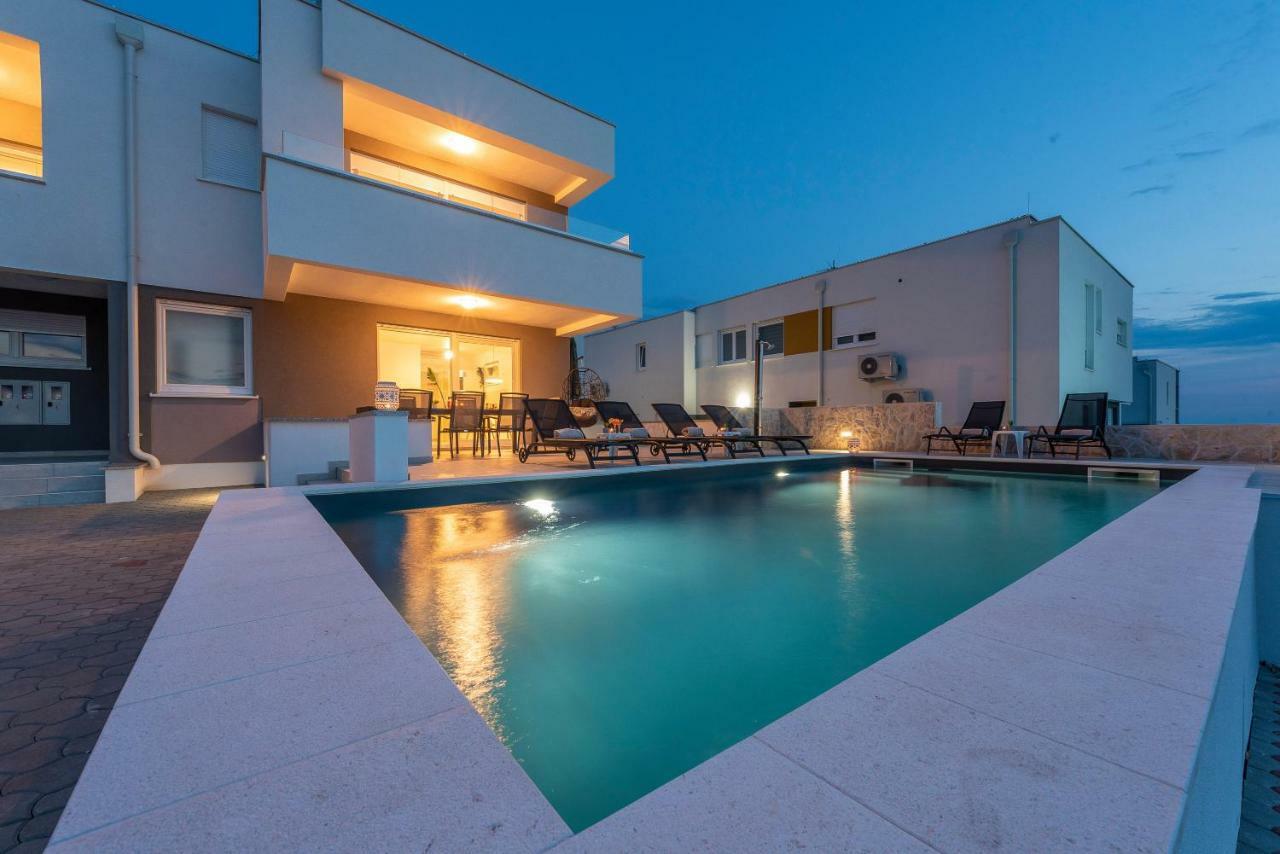 Adris 2 Luxury Modern Apartment With A Pool Novalja Exterior foto